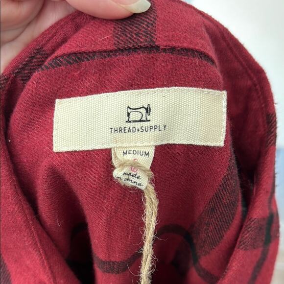 Thread & Supply Red Black Plaid Button-Up Flannel Shirt Women's M NWT - Picture 5 of 7